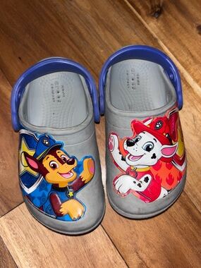 Paw Patrol Toddler Crocs sz 9 i